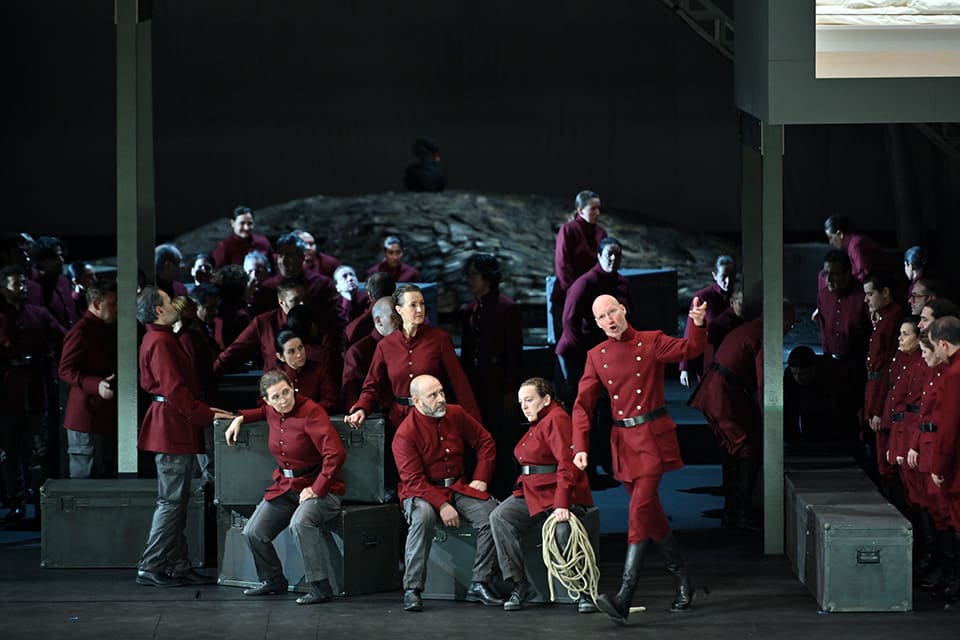 Liceu presenta la mundialmente aclamada producción de "Lohengrin" de Wagner, bajo la dirección de Katrhina Wagner.