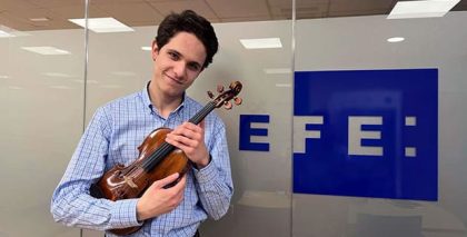 Javier Comesaña será quien debute finalmente esta semana con la Orquesta de Extremadura