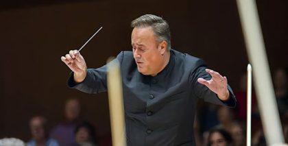 La OFGC y Chichon vuelven a agotar la taquilla de los conciertos de temporada en un programa con el Requiem de Mozart