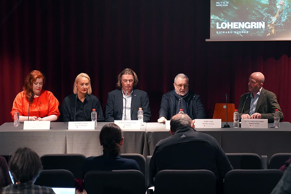 Liceu presenta la mundialmente aclamada producción de "Lohengrin" de Wagner, bajo la dirección de Katrhina Wagner.