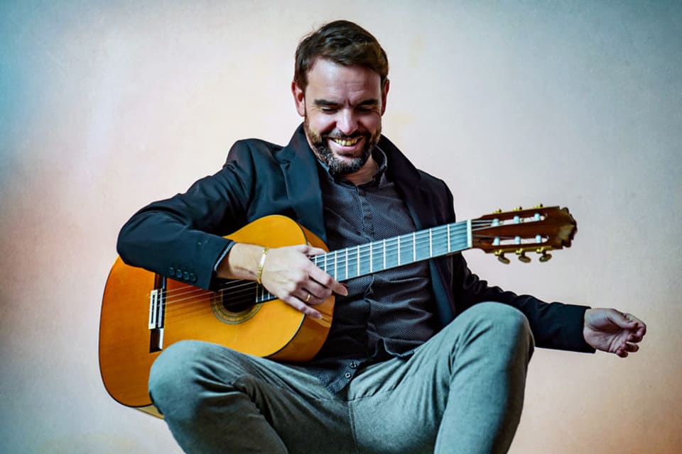 La segunda edición del Festival de la Guitarra Flamenca en Madrid rinde homenaje al legado de Sabicas. Ven y vive una experiencia musical única.