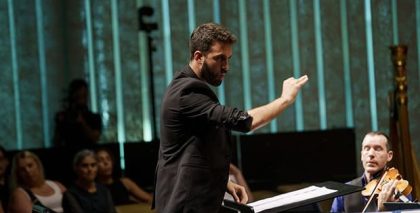 El compositor y director gaditano Aitor Vázquez Torres gana el XXIII Premio Internacional Joan Guinjoan