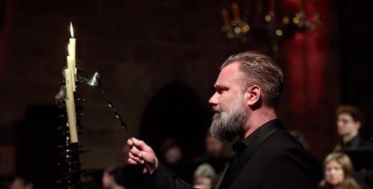 Bernat Vivancos y el Coro de la Radio de Letonia iluminan las tinieblas del Triduo Pascual en Peralada