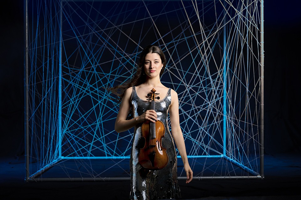 La Chamber Orchestra of Europe con la batuta de Sir Antonio Pappano y María Dueñas como solista en el Teatro de la Maestranza