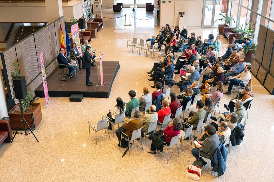 El Centro Nacional de Difusión Musical y el Auditorio Nacional presentan la séptima edición de su maratón musical con una variada programación artística. El Centro Nacional de Difusión Musical y el Auditorio Nacional presentan la séptima edición de su maratón musical con una variada programación artística.