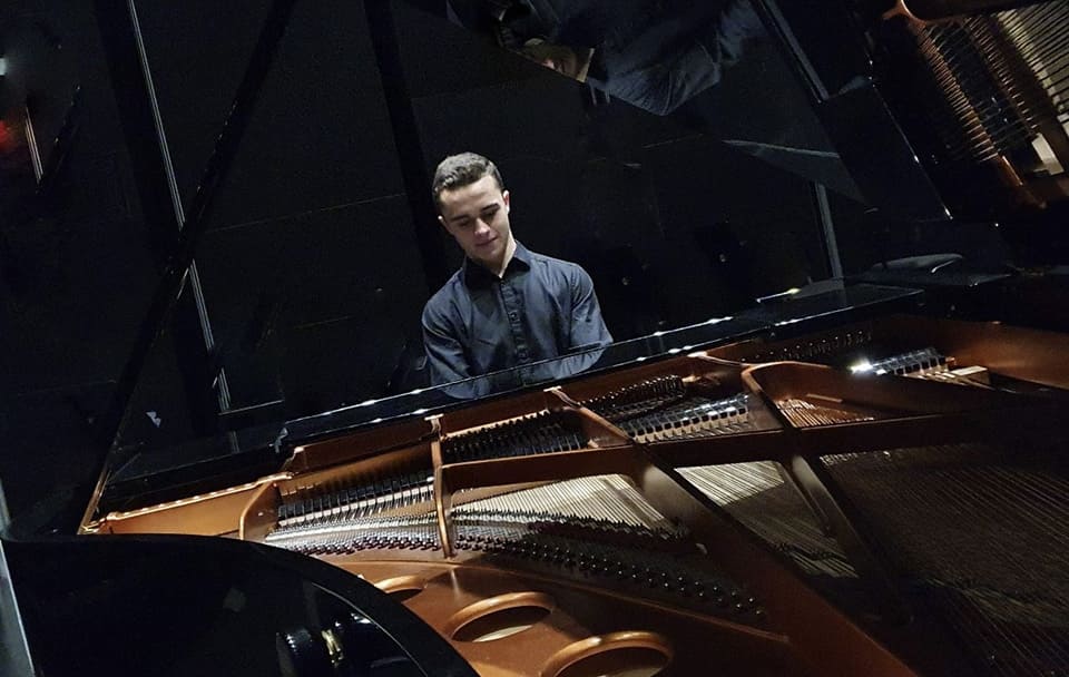 La Fundación Eutherpe presenta sus conciertos del 9, 11 y 12 de abril en Madrid y León, destacando su compromiso con la música clásica en España.