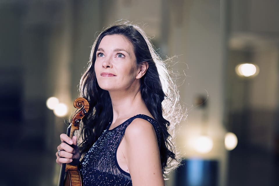 La violinista Janine Jansen y el pianista Denis Kozhukhin debutan en Pamplona en la Temporada 24-25 con un recital de alto nivel artístico.