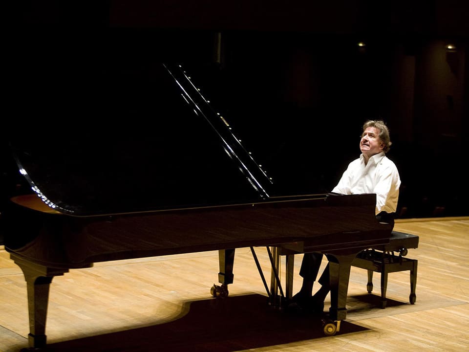 Buchbinder homenajea a Beethoven en recital y en formato sinfónico con la Orquesta de València y Steinberg