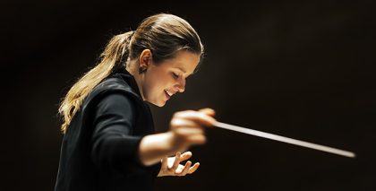 La OSCyL interpreta por primera vez obras de Ida Moberg y Carl Nielsen bajo la dirección de Emilia Hoving