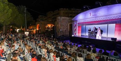 La Carroza del Teatro Real llega a Aldaia y Catarroja en colaboración en la Fundación Princesa de Girona