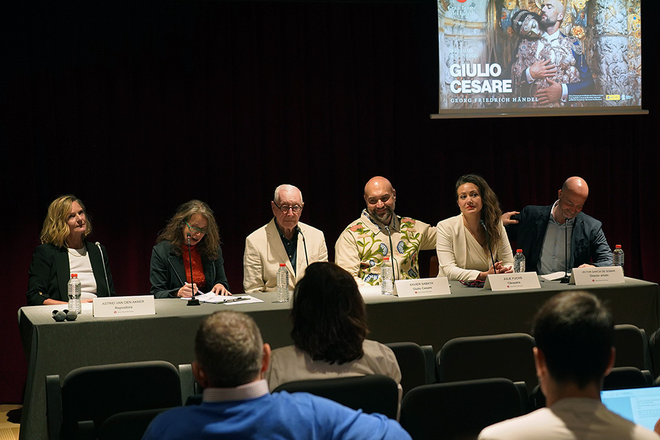 Calixto Bieito explora la lucha por el poder y la moral con «Giulio Cesare» de Händel en el Liceu