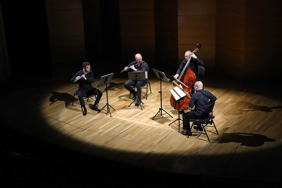 La Real Orquesta Sinfónica de Sevilla lleva su música de cámara a los patios de la Antigua Fábrica de Tabacos