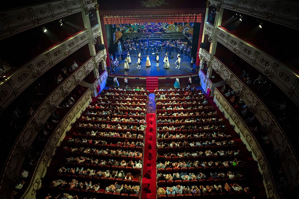 Música tradicional, canciones y bailes valencianos recorrerán la provincia con las jornadas ‘D’Arrel’ de la Diputació