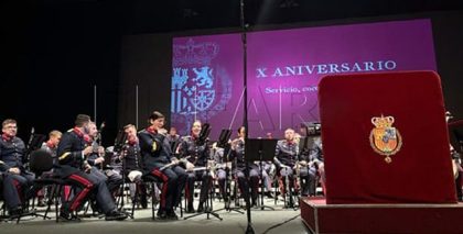 La Guardia Real interpreta en el Palau de la Música “Diez años, diez conciertos” en el aniversario de la proclamación del rey Felipe VI