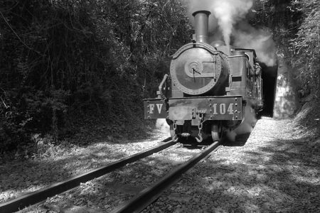 Tren Urola