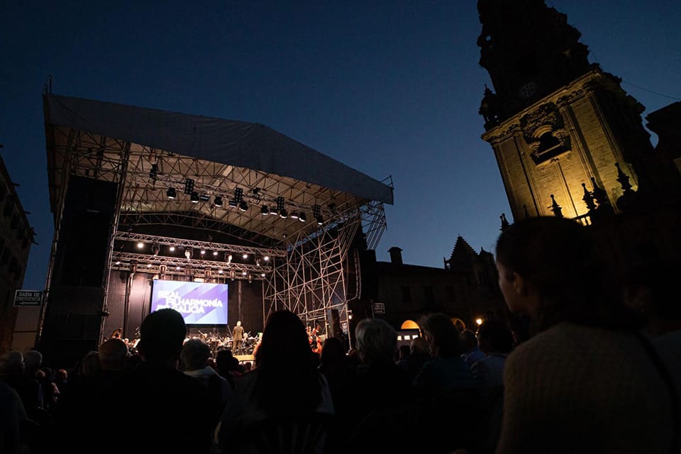 La Plaza de la Quintana será el palco del próximo concierto de la Real Filharmonía de Galicia
