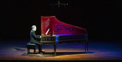 El clavecinista Christophe Rousset interpreta a Couperin en el nuevo álbum de MarchVivo