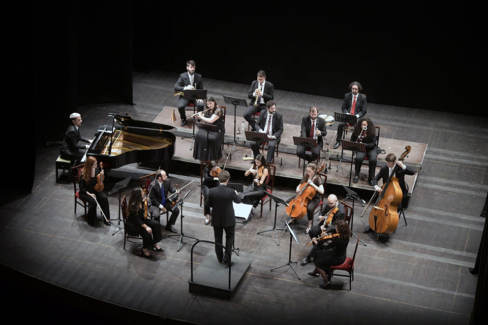 La Orquesta Carlos III brinda un recorrido musical por la España del siglo XX con el concierto «Tras la estela de Maese Falla»