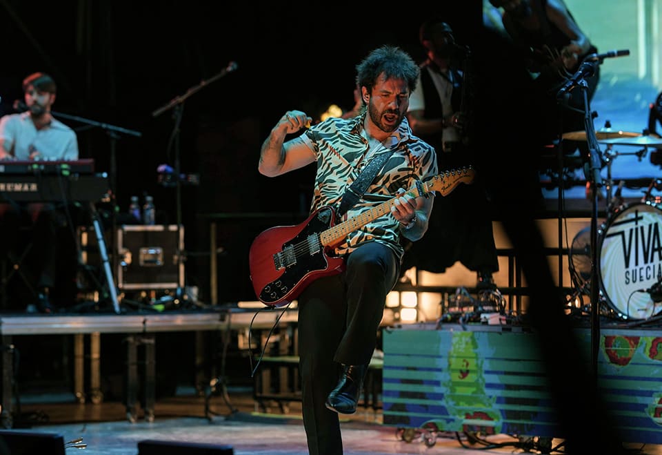Una Axerquía repleta se rinde ante Viva Suecia y Sexy Zebras en las tercera noche del Festival de la Guitarra de Córdoba