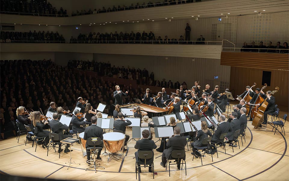 Gustavo Dudamel, Yuja Wang y Sol Gabetta, en el 42º Festival de Música de Canarias