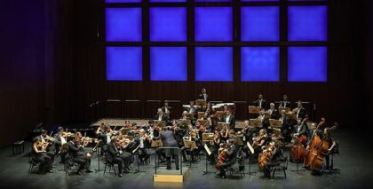 Gran homenaje anoche al maestro Enrique García Asensio que actuó junto a su hija la violinista Anabel García del Castillo