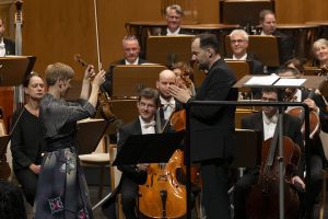 Faust, Nelson en el FIS