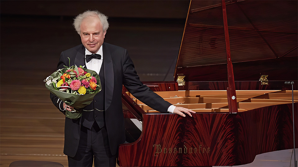 Recital de Sir András Schiff con Bach, Haydn, Mozart, Schubert o Beethoven en el Festival Internacional de Santander