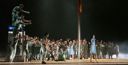 Carmen celebra 150 años abriendo la 73 temporada de Amigos de la Ópera con el primer lleno de 2025
