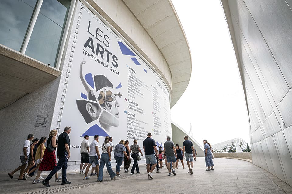 Les Arts abre la programación de su XX aniversario con una intensa Jornada de Puertas Abiertas