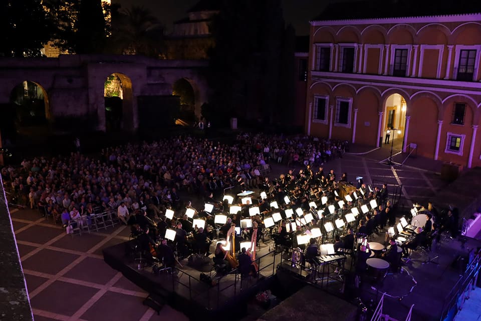 La ROSS rinde homenaje a la música española con dos «sold out» en el Real Alcazar de Sevilla