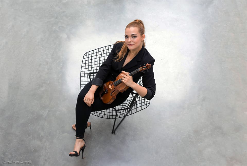 La violinista Ellinor D´Melon, principal artista invitada de la Orquesta de Córdoba en la temporada 25/26 | Toda la Música
