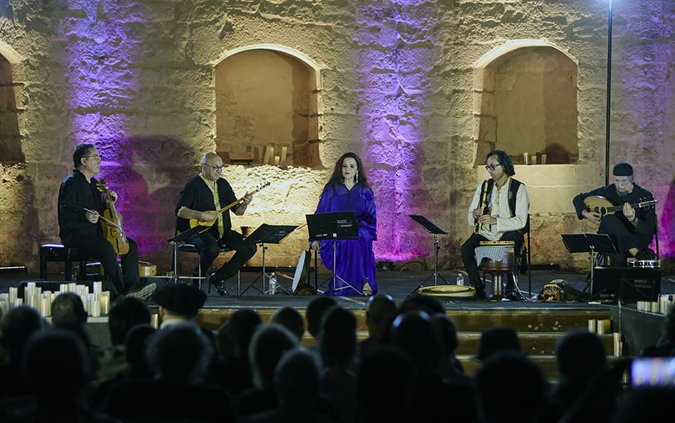 Capella de Ministrers lanza el disco «Ritual» y reivindica la cultura y la paz en el Mediterráneo con cantos de la diáspora