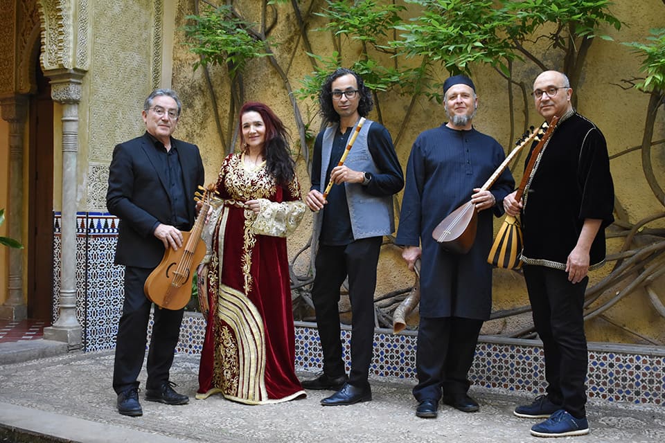 Capella de Ministrers lanza el disco «Ritual» y reivindica la cultura y la paz en el Mediterráneo con cantos de la diáspora