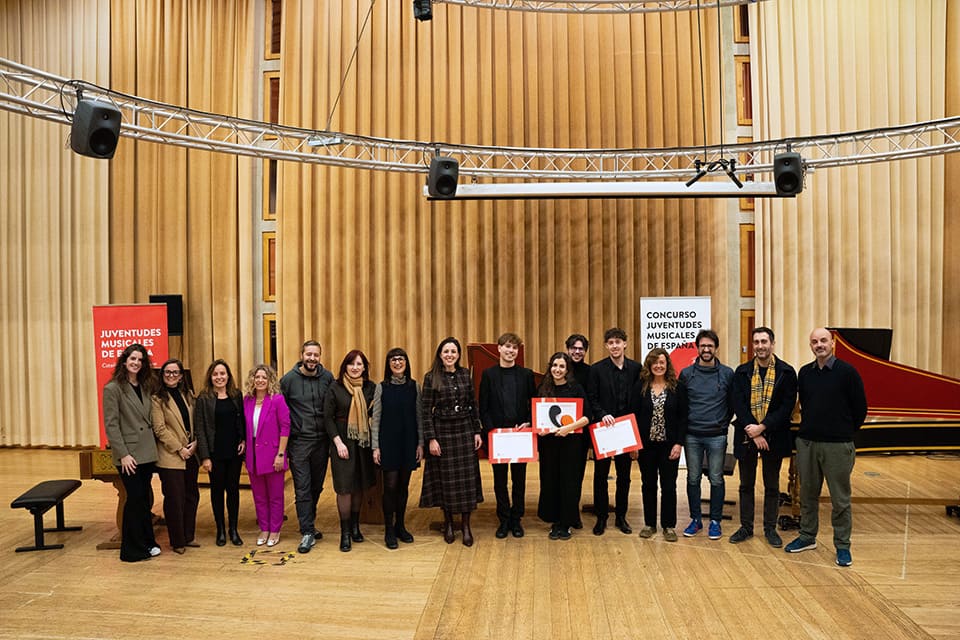La violonchelista barroca Laia Terré gana el Concurso de Música Antigua de Juventudes Musicales de España