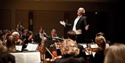 La Real Orquesta Sinfónica de Sevilla presenta su Sinfónico 06 con Tutto Mozart en el Maestranza