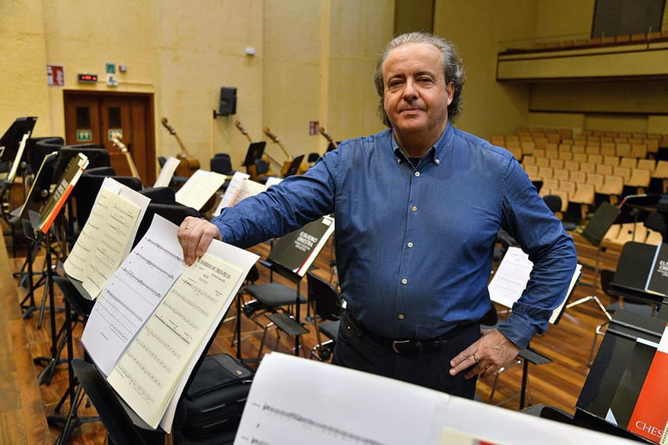 Juanjo Mena dirigirá a la Orquesta Sinfónica de Navarra y al Orfeón Pamplonés en el tercer concierto de la Temporada