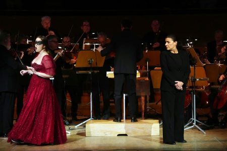 Mélissa Petit y Cecilia Bartolii