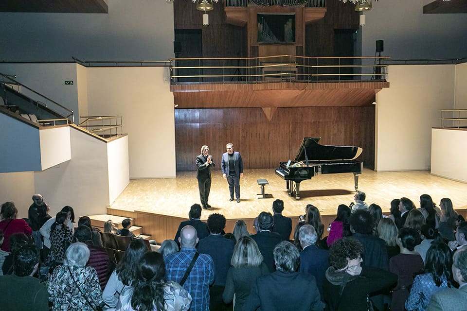 El Museo Cristóbal Gabarrón celebra su 20º aniversario con un gran concierto de Manuel Tévar en el Auditorio Nacional