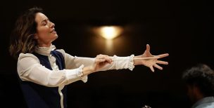 Alondra-de-la-Parra-620