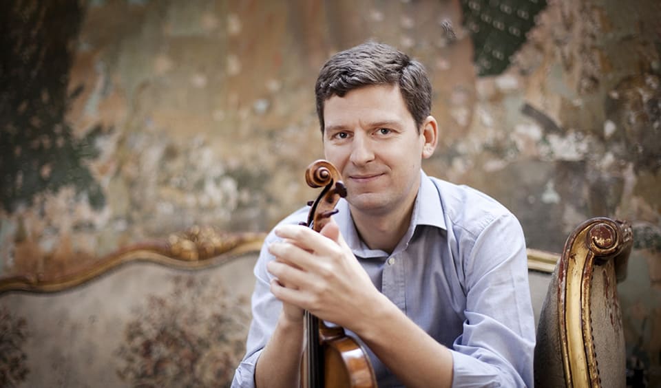 Adrian Leaper dirigirá Britten y Elgar a la Orquesta Filarmónica de Gran Canaria con James Ehnes como solista