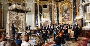 El-Coro-RTVE-en-la-Capilla-del-Palacio-Real-620