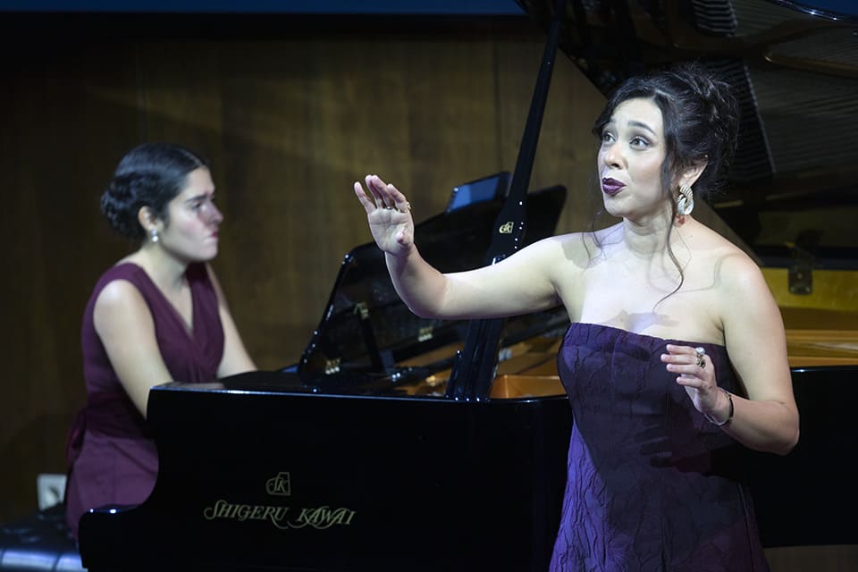 Pop y vanguardia en el primer recital del LIFE Victoria en Madrid con Fleur Barron y Kunal Lahiry en el Museo Thyssen