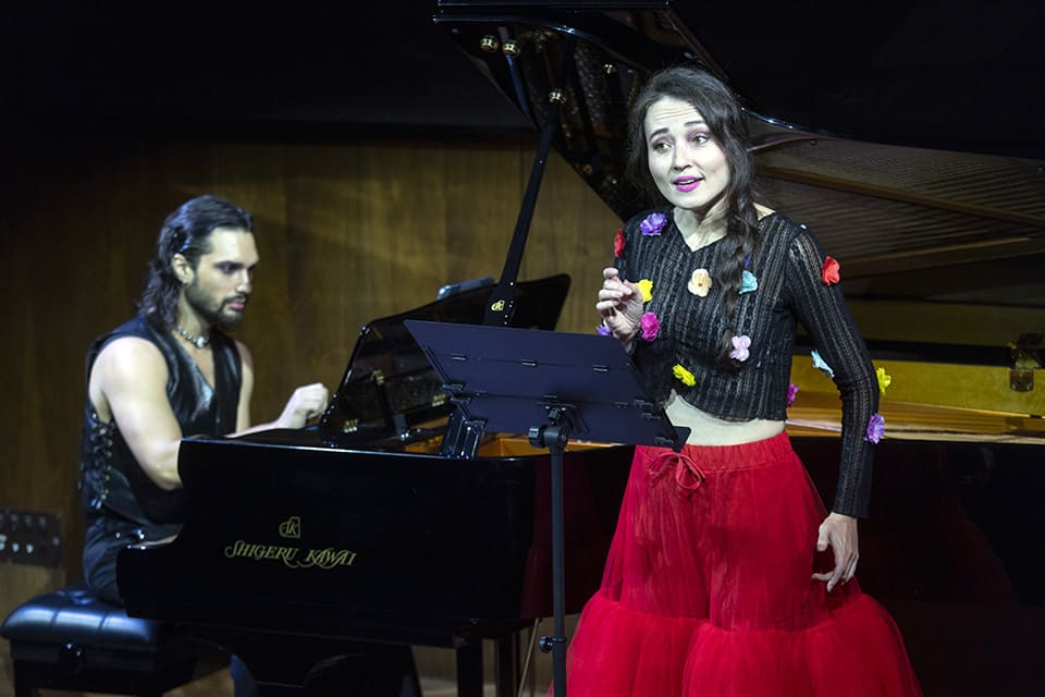 Pop y vanguardia en el primer recital del LIFE Victoria en Madrid con Fleur Barron y Kunal Lahiry en el Museo Thyssen