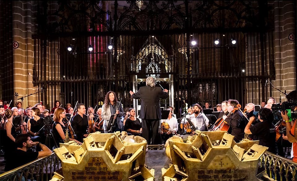 El Teatro Auditorio de San Lorenzo de El Escorial acoge el estreno mundial de la misa flamenca Así reza mi pueblo