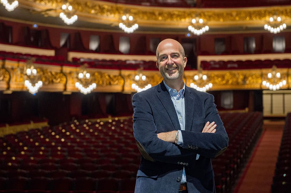 Víctor García de Gomar renueva su compromiso con el Liceu hasta la temporada 2030/31