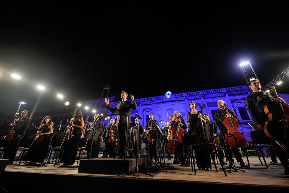 Jose Luis Lopez-Antón lleva la zarzuela a Lituania rindiendo homenaje a Manuel de Falla