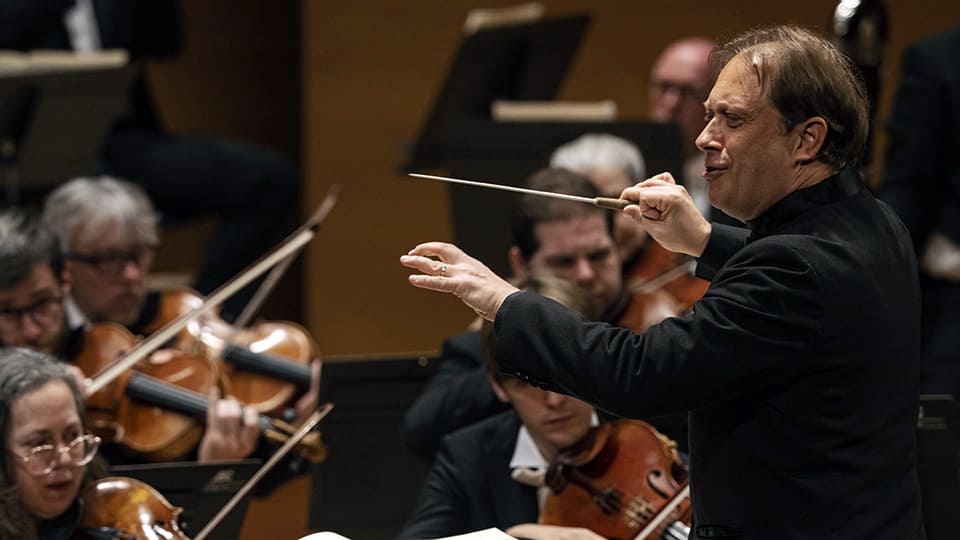 La OBC interpreta la Sinfonía «Del Nuevo Mundo» de Dvorák y Teodor Currentzis lleva «El anillo sin palabras» de Wagner