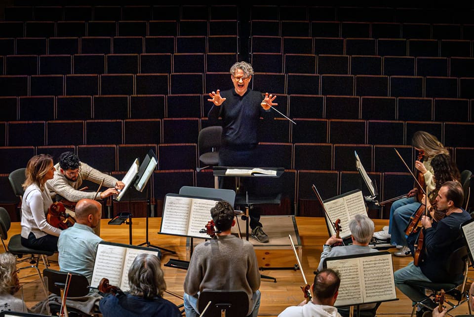 La Quinta de Beethoven inaugura el año sinfónico de la Orquesta Ciudad de Granada