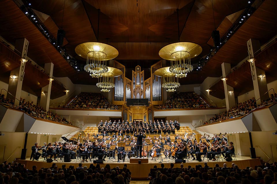 Todos seremos transformados: el Réquiem alemán de Brahms en el Maestranza