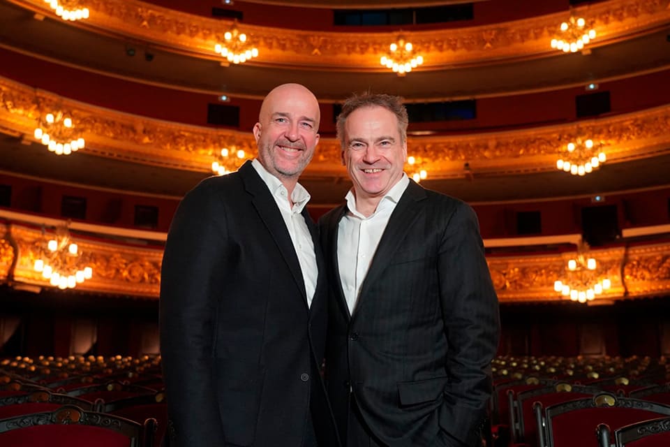Jonathan Nott, nuevo director musical del Gran Teatre del Liceu a partir de la temporada 2026/2027